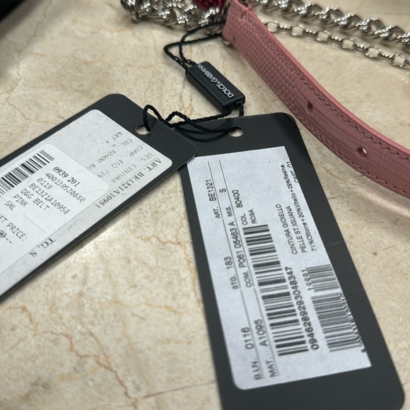 DOLCE & GABBANA PINK IGUANA TEXTURED LEATHER/SILVER CHAIN BELT W/ROSES CRYSTAL - Picture 16 of 16